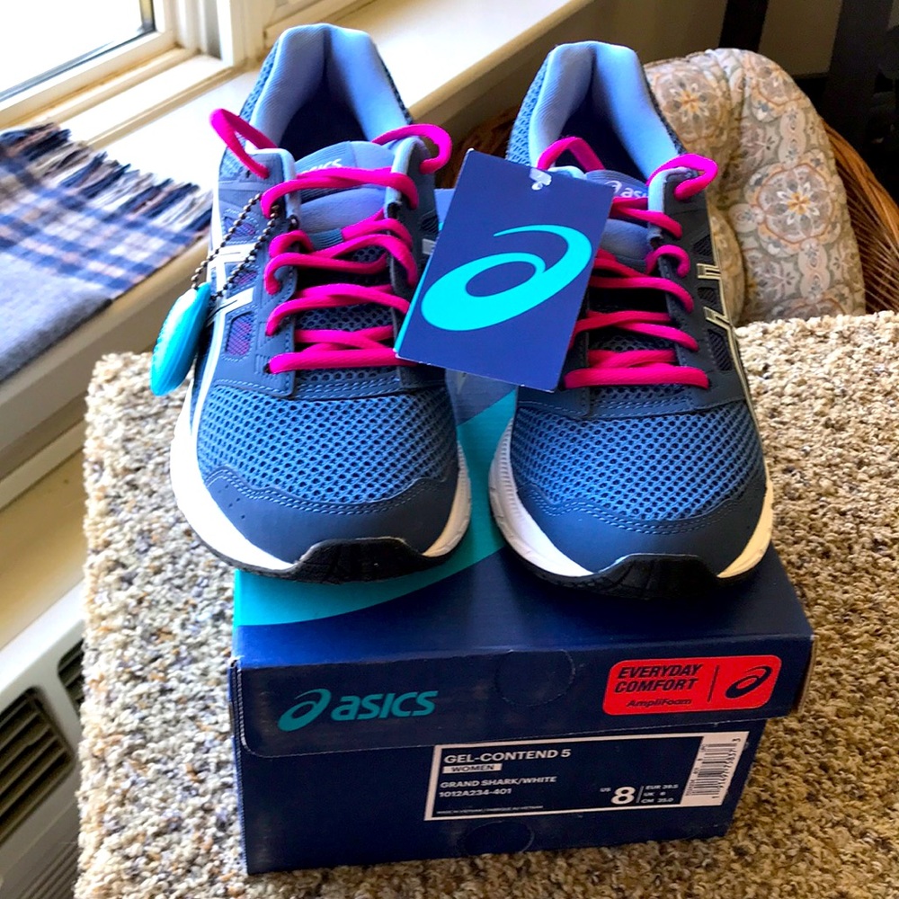 ASICS Gel-Contend 5 Women's size 8 BRAND NEW!